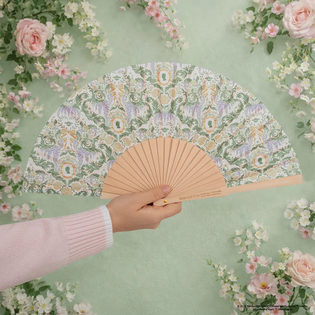 Green damask flourish fan - Bridgerton