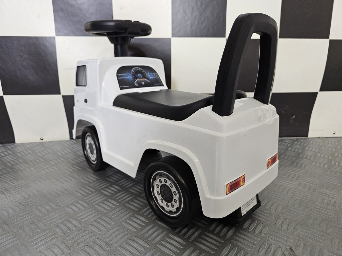 Mercedes-Benz Actros ride-on truck for kids