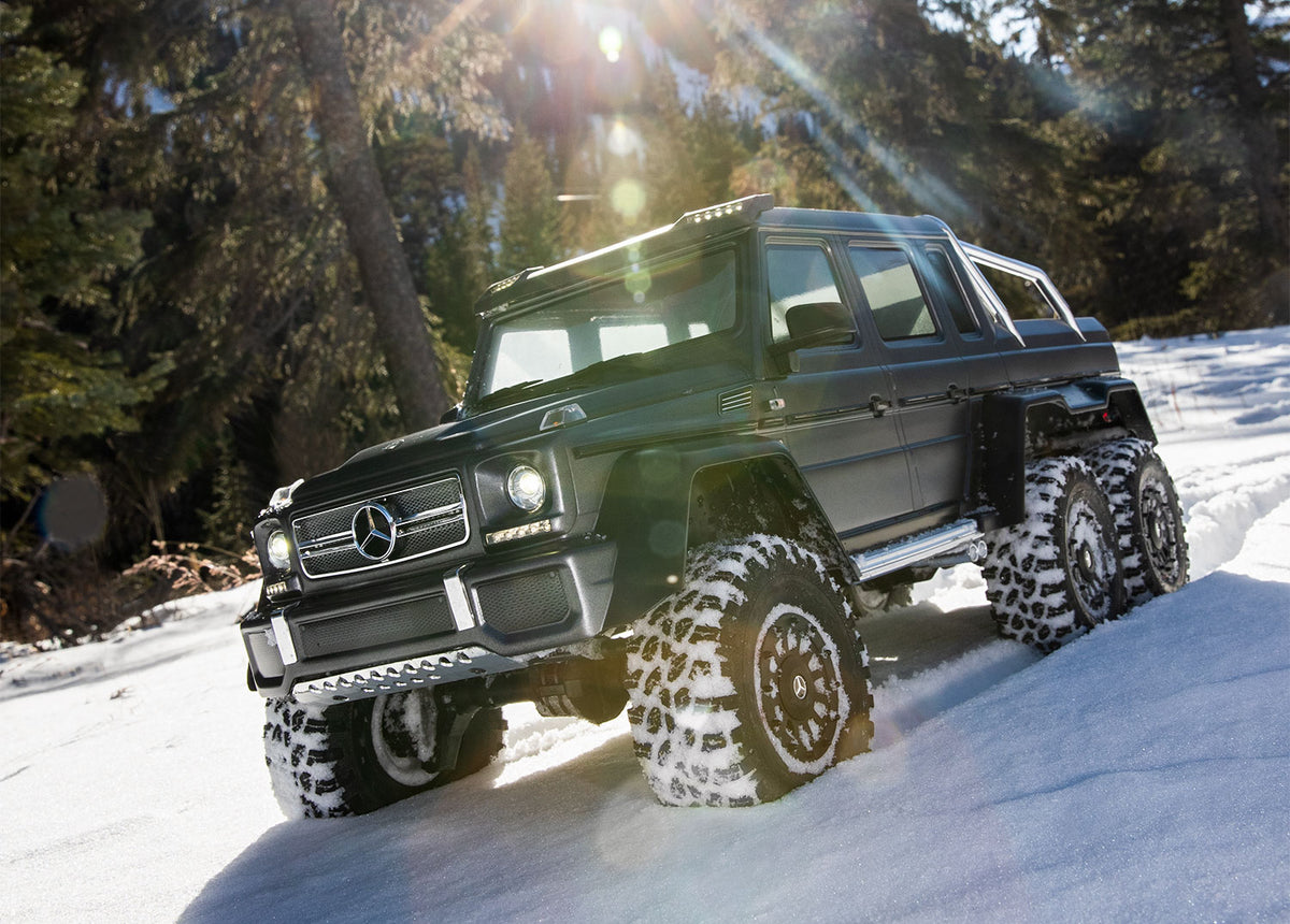 Traxxas 88296-4 TRX-6 Mercedes-Benz G63 AMG 6X6 TQi RTR Clipless