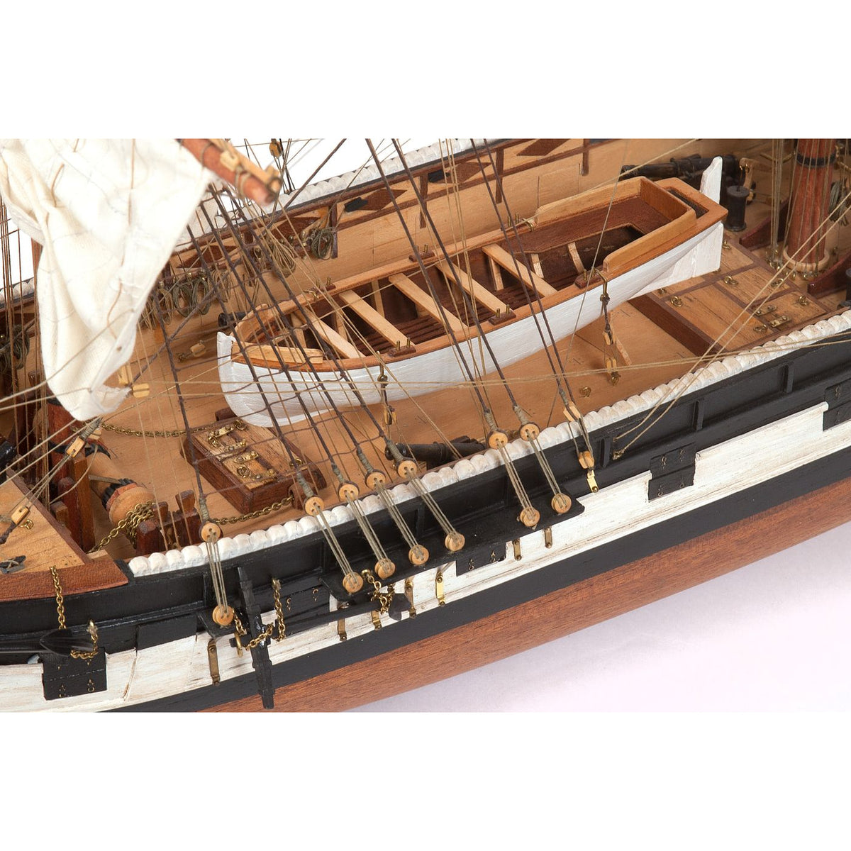OcCre HMS Beagle 1/60 Ship 720mm