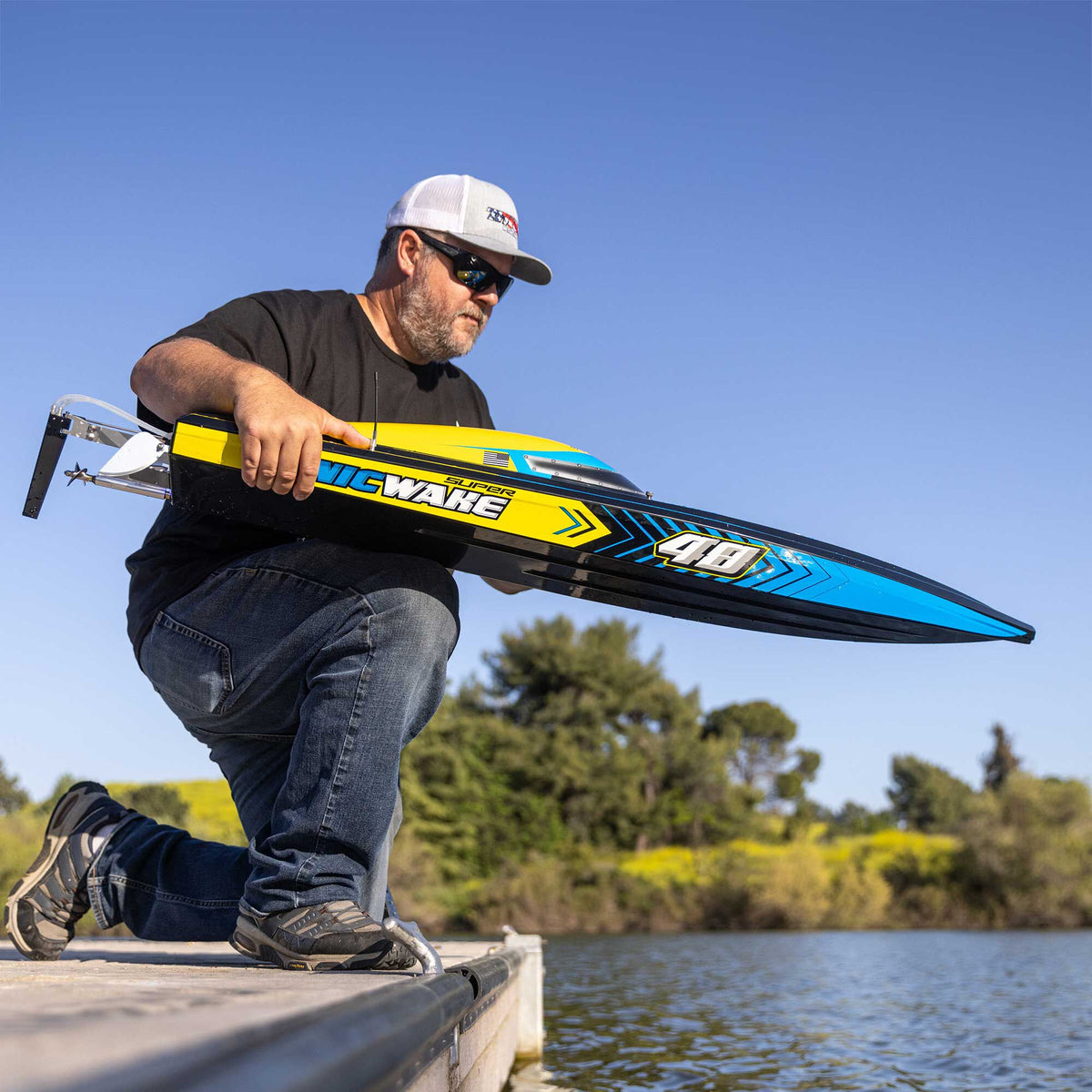 Super Sonicwake 48" 8S, Self Righting, BL: RTR