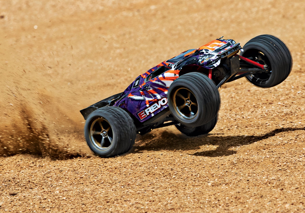 Traxxas 71076-8 E-Revo 1/16 VXL 4WD RTR TQi TSM - USB with Batt/Charger
