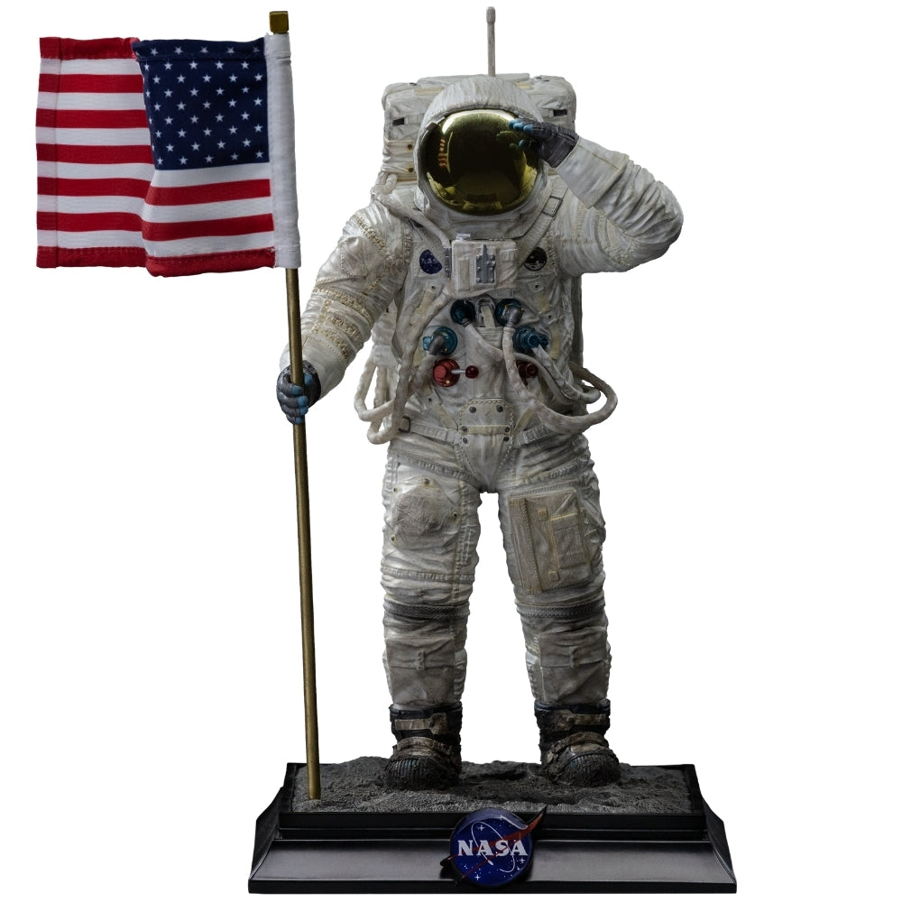 Iron Studios NASA - Apollo 11 Astronaut Legacy Replica 1/4