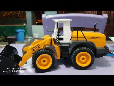 Great remote-controlled loader with sound and lights 1:20