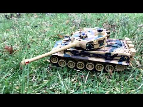 M1A2 and Tiger remote-controlled tanks - battle each other!