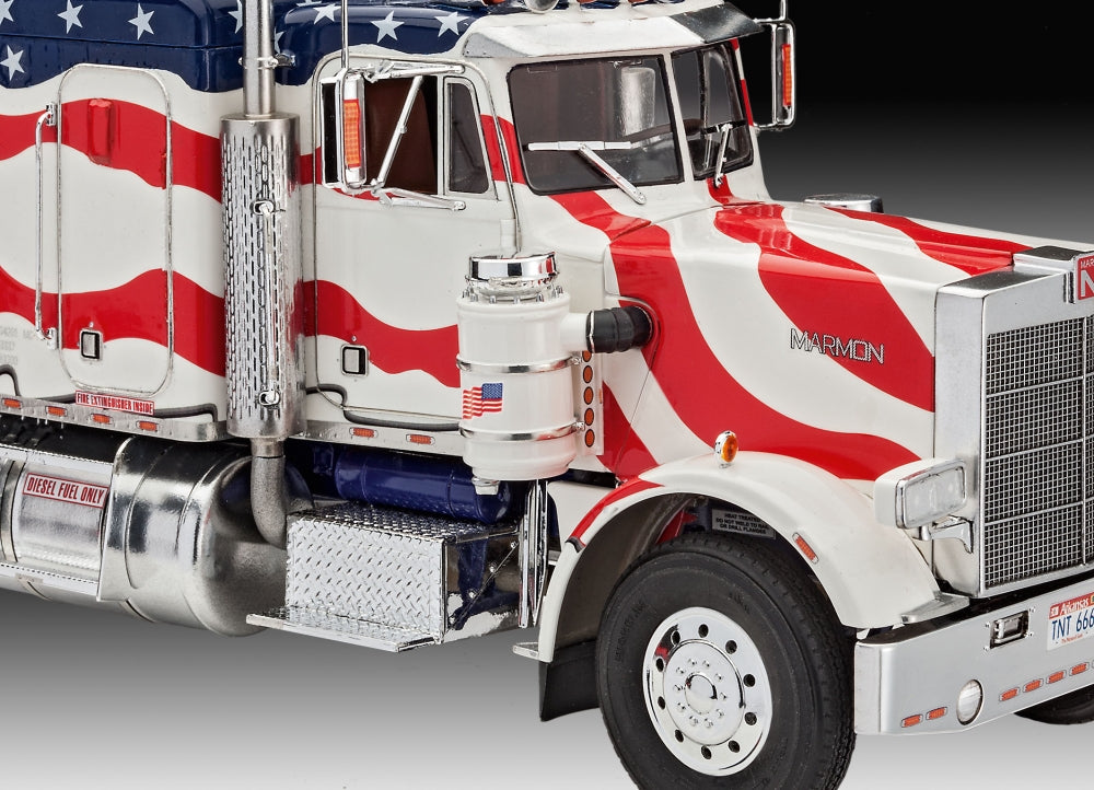 Revell 07429 Marmon Conventional Stars and Stripes – 1:25 Model kit