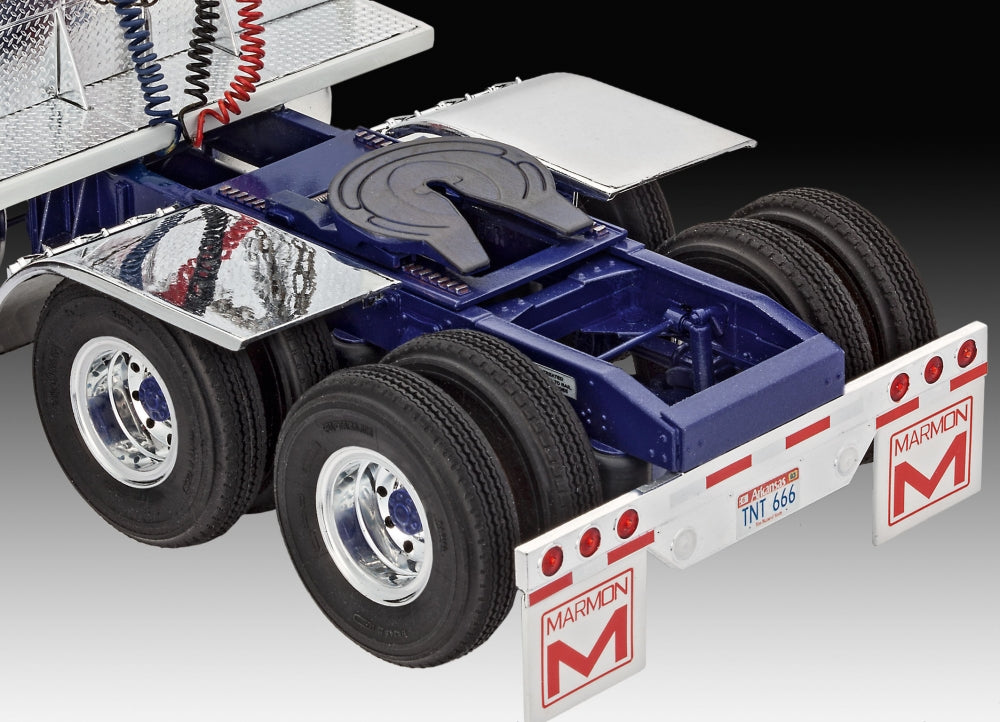 Revell 07429 Marmon Conventional Stars and Stripes – 1:25 Model kit