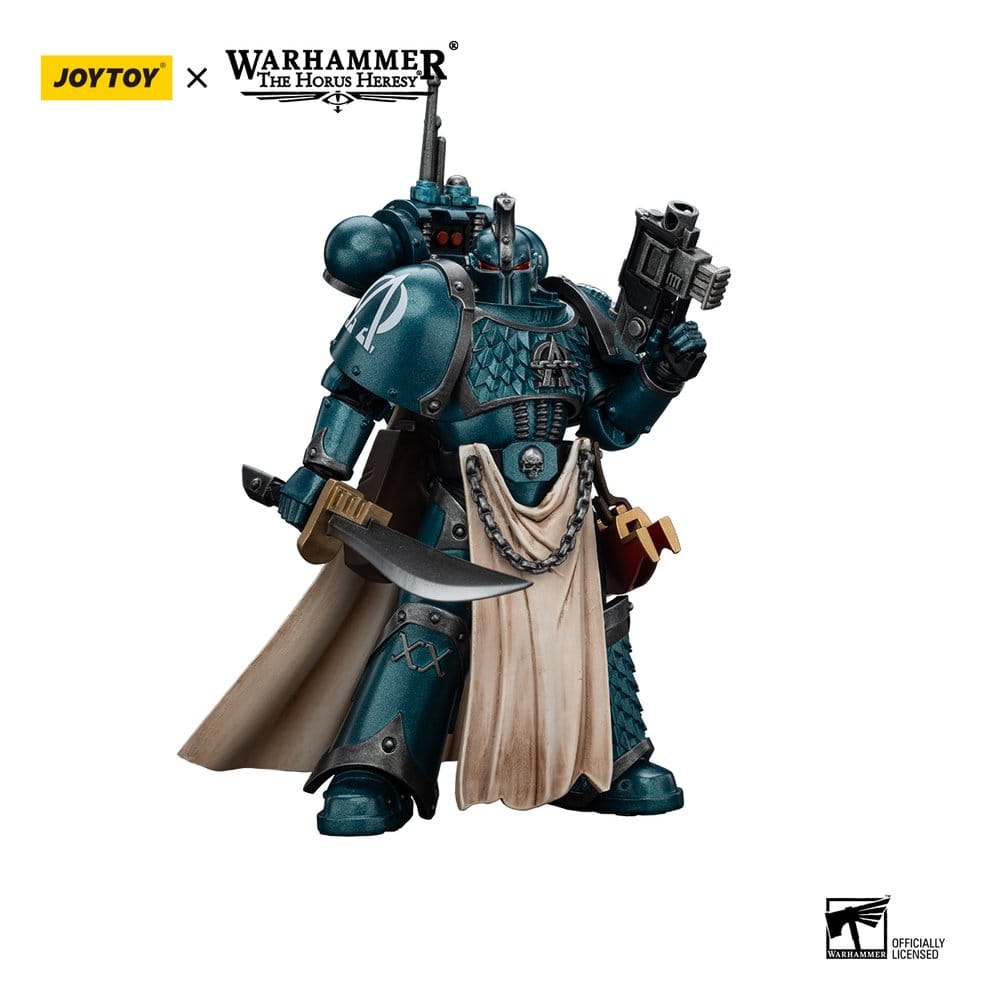 Warhammer The Horus Heresy Action Figure Alpha Legion Praetor with Power Sword 13 cm