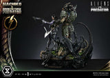 Aliens vs. Predator (Comic) Ultimate Premium Masterline Statue 1/4 Machiko & Broken Tusk Predator 79 cm